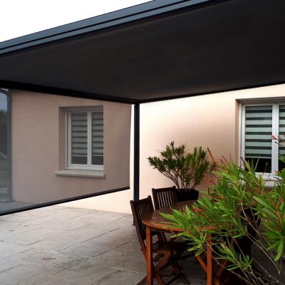 Store pergola 135 avec lambrequin