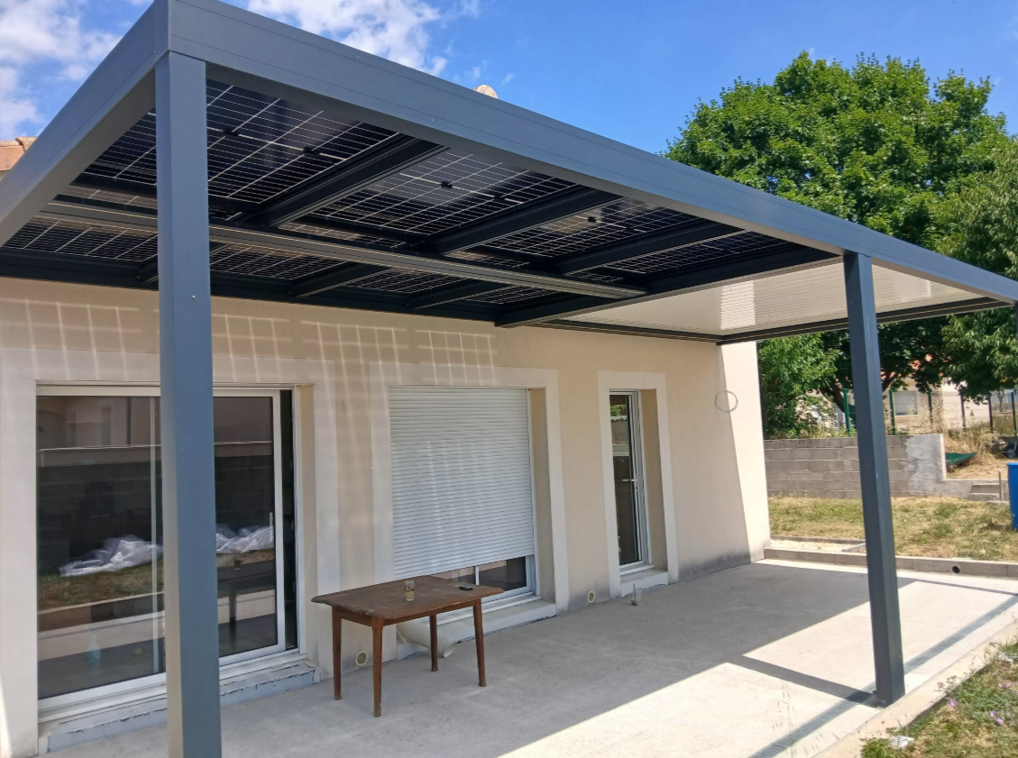 Pergola Mixte Solaire à lames